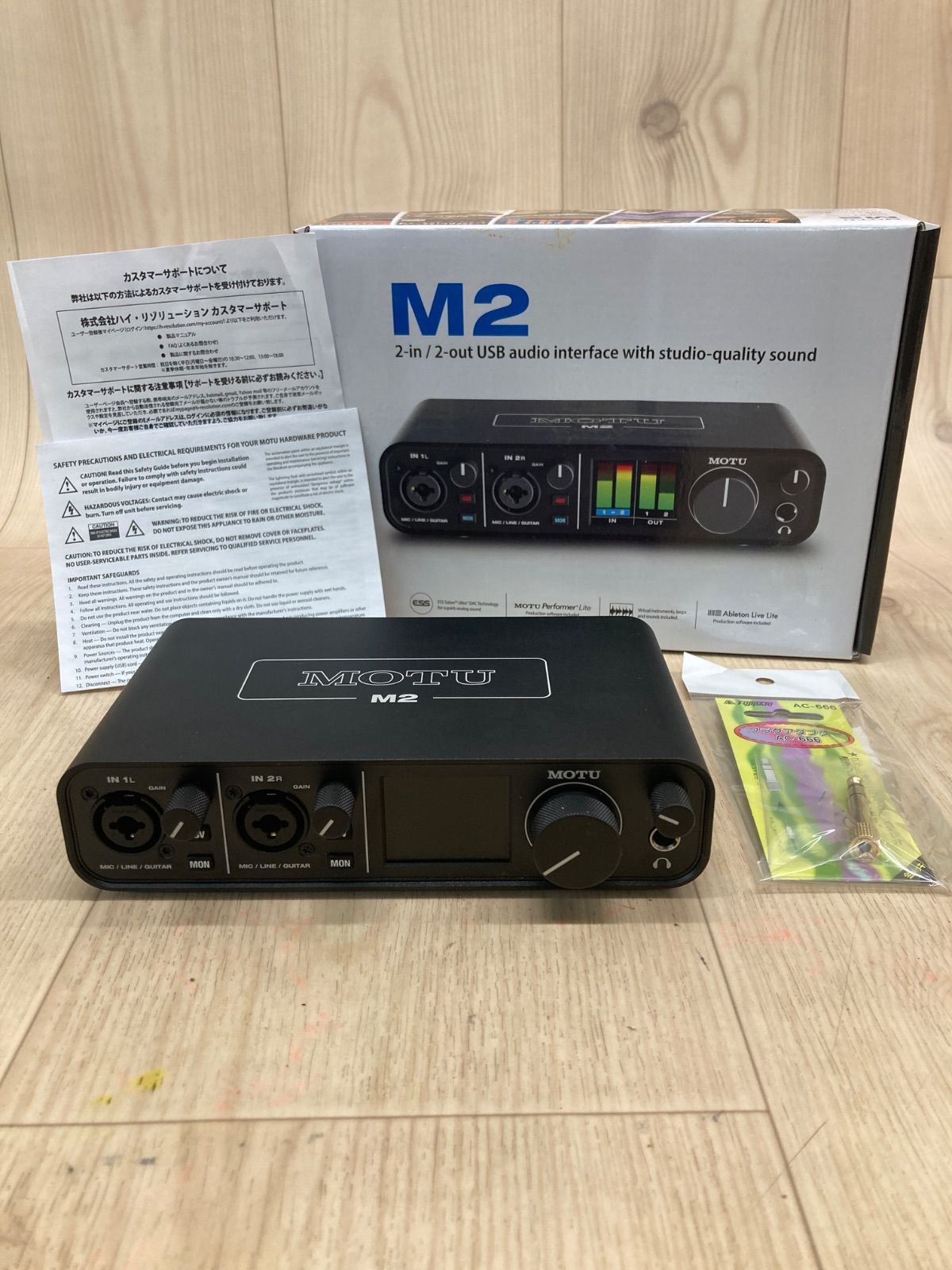 D31 【美品】 MOTU M2 2-in/2-out USB audio intersface USBオーディオ