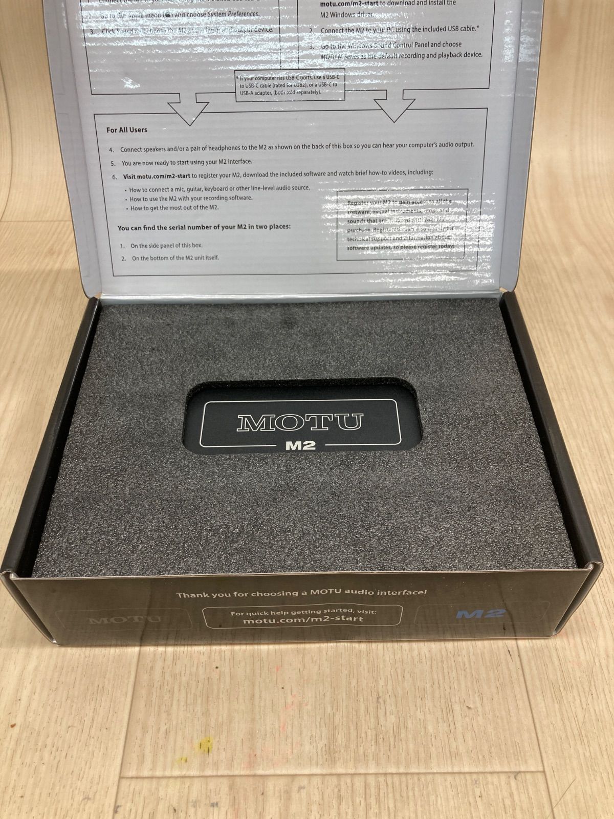 D31 【美品】 MOTU M2 2-in/2-out USB audio intersface USBオーディオ