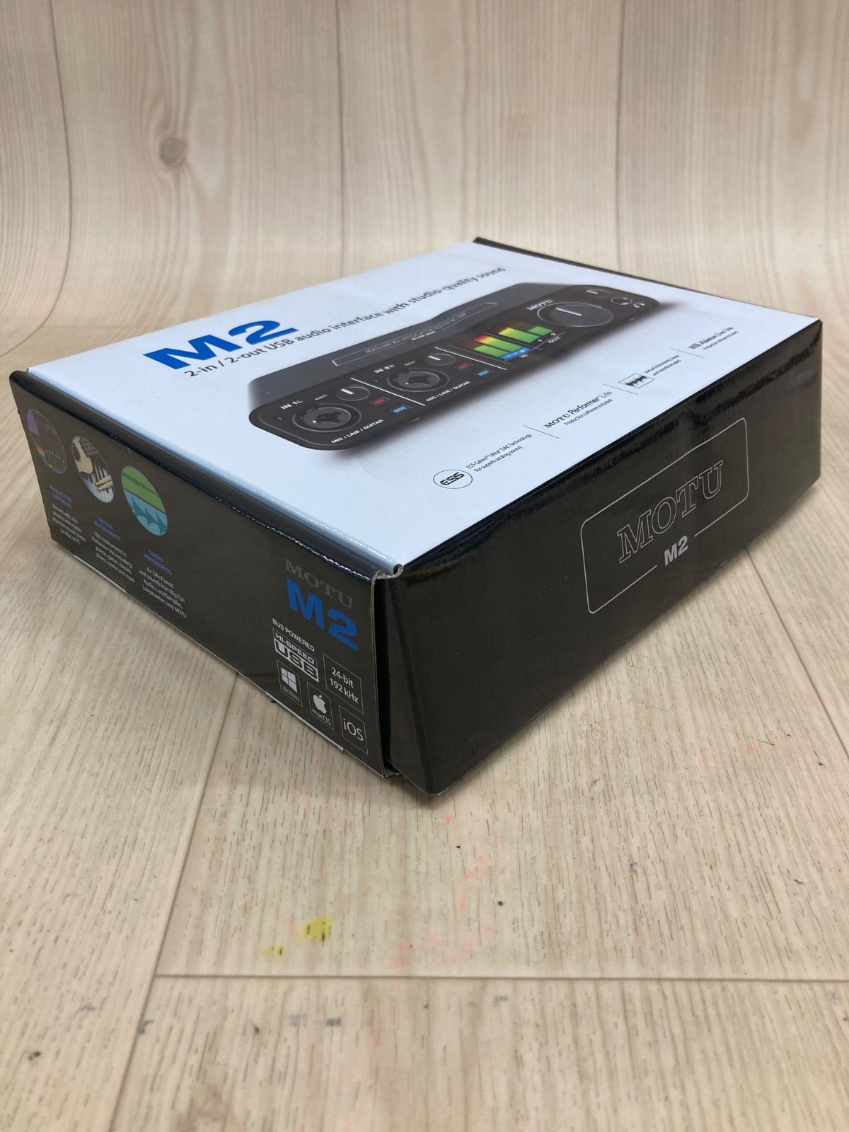 D31 【美品】 MOTU M2 2-in/2-out USB audio intersface USBオーディオ