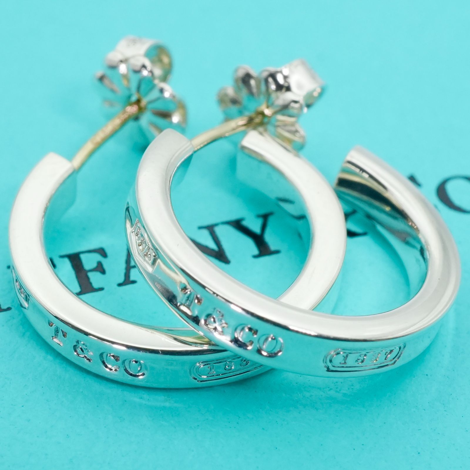 極美品 ティファニー 1837 ナロー フープ スモール ピアス/25-2666