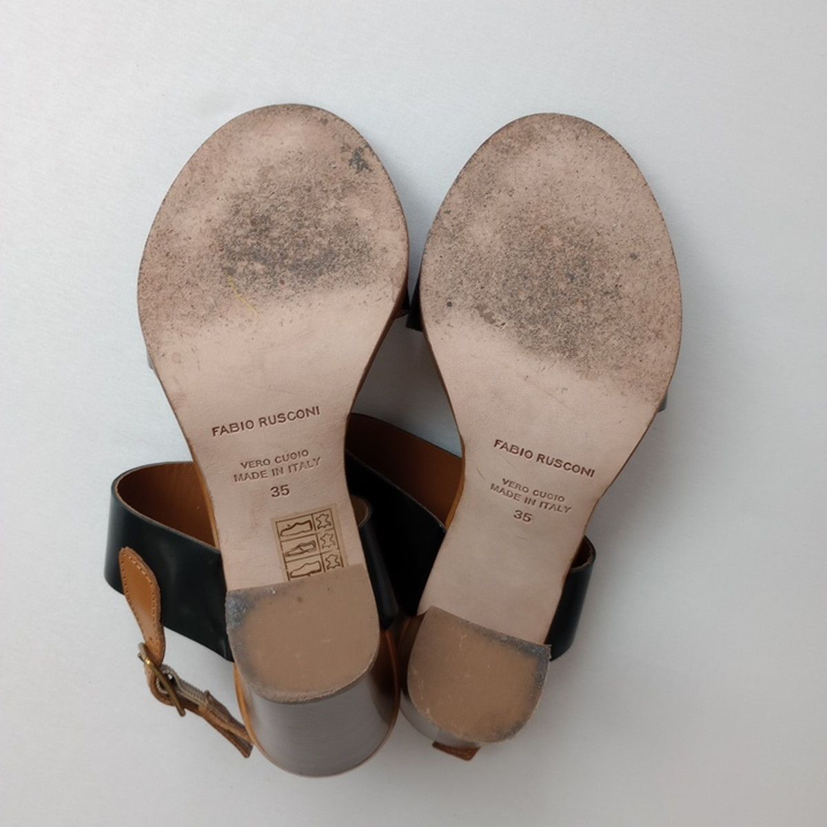 FABIO RUSCONI ファビオルスコーニ レザーサンダル オープントゥ