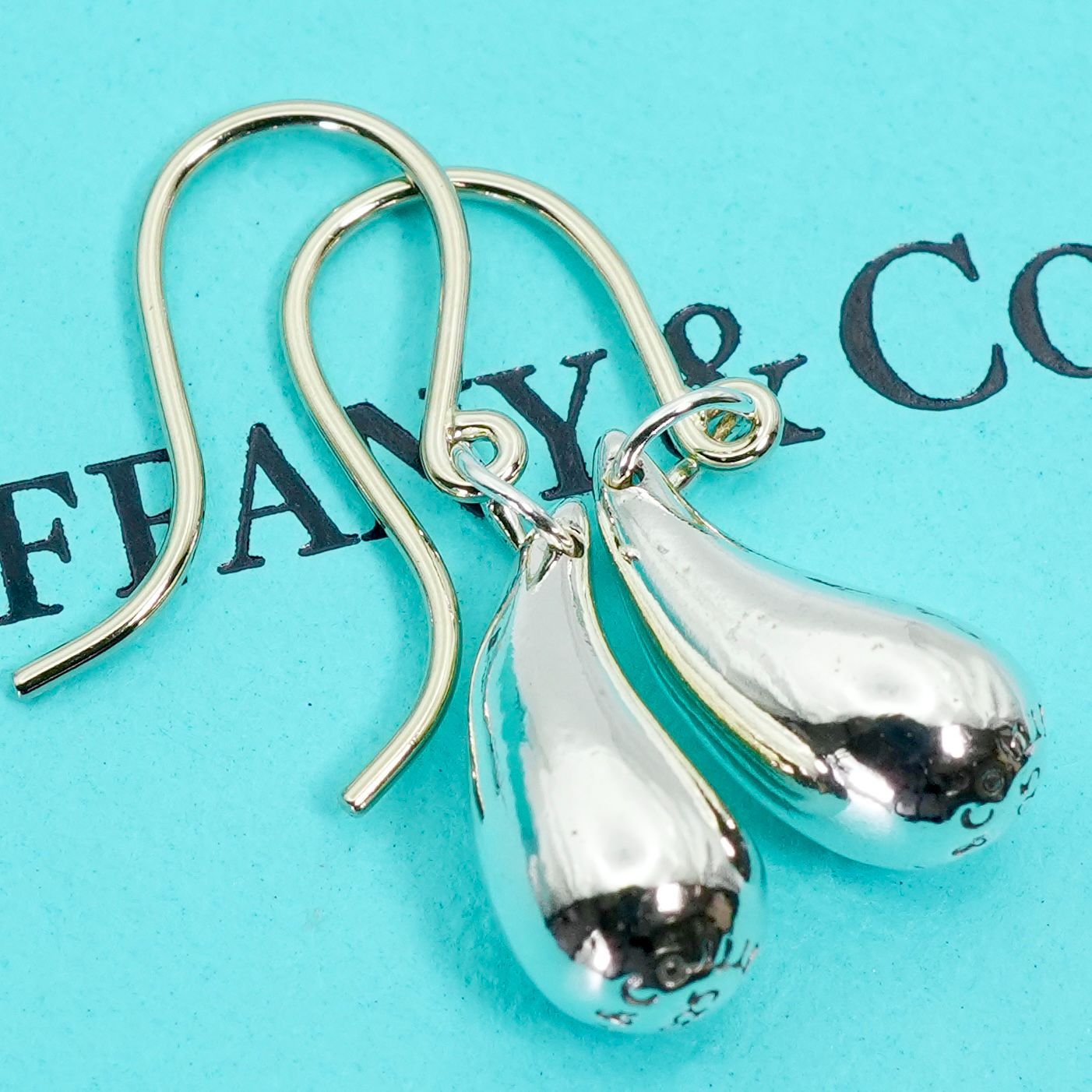 極美品 ティファニー ティアドロップ フック ピアス/25-2755 - メルカリ