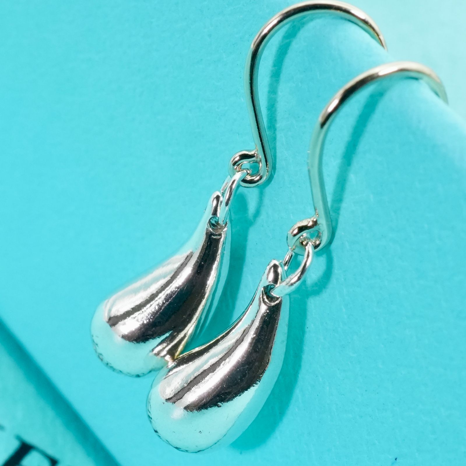 極美品 ティファニー ティアドロップ フック ピアス/25-2755 - メルカリ