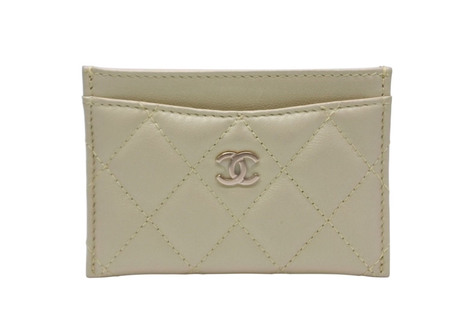 新品同様 CHANEL シャネル ラムスキン タイムクラシック マトラッセ