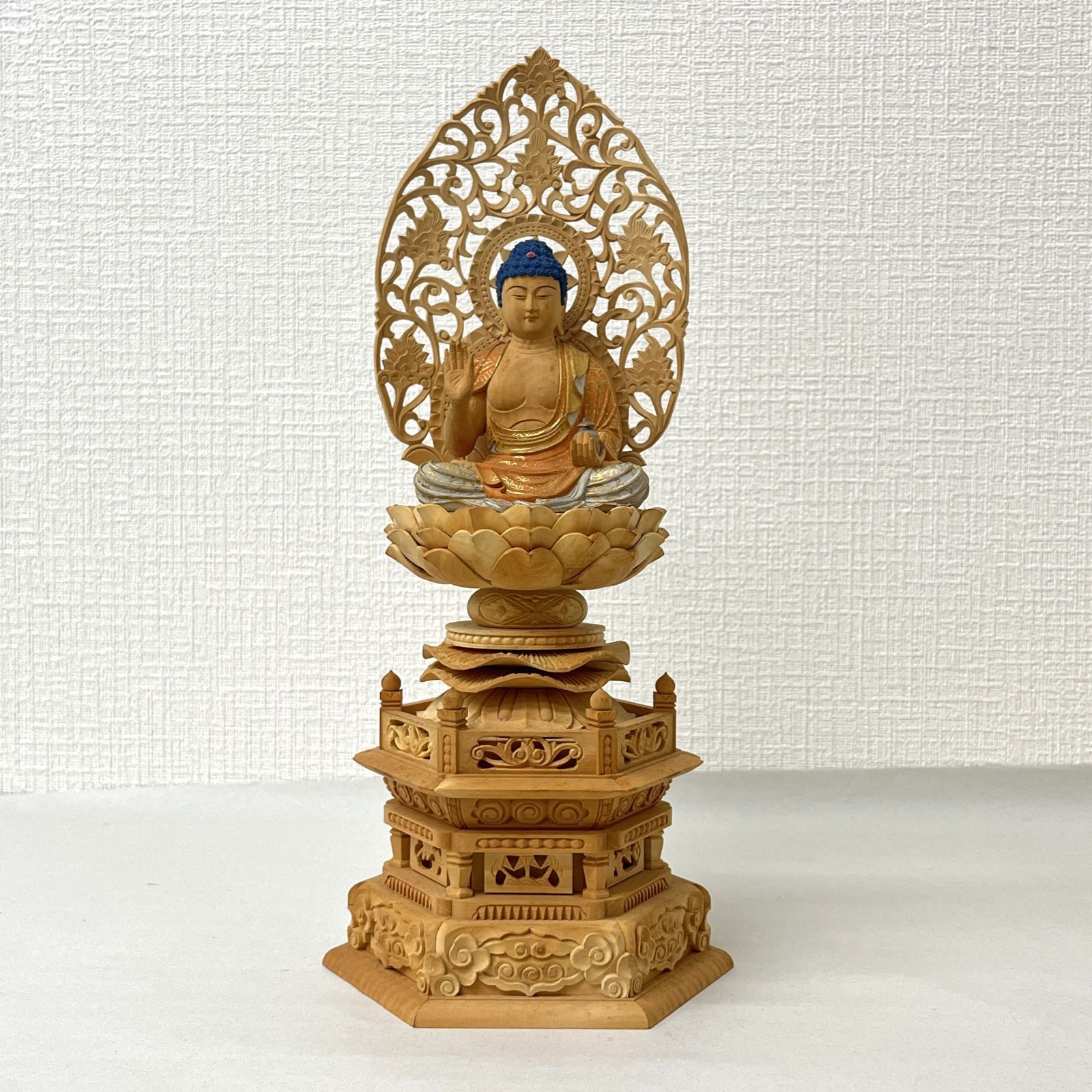 90%OFF！！【展示品アウトレット】 薬師如来 2.5寸 柘植製 つげ 色付き