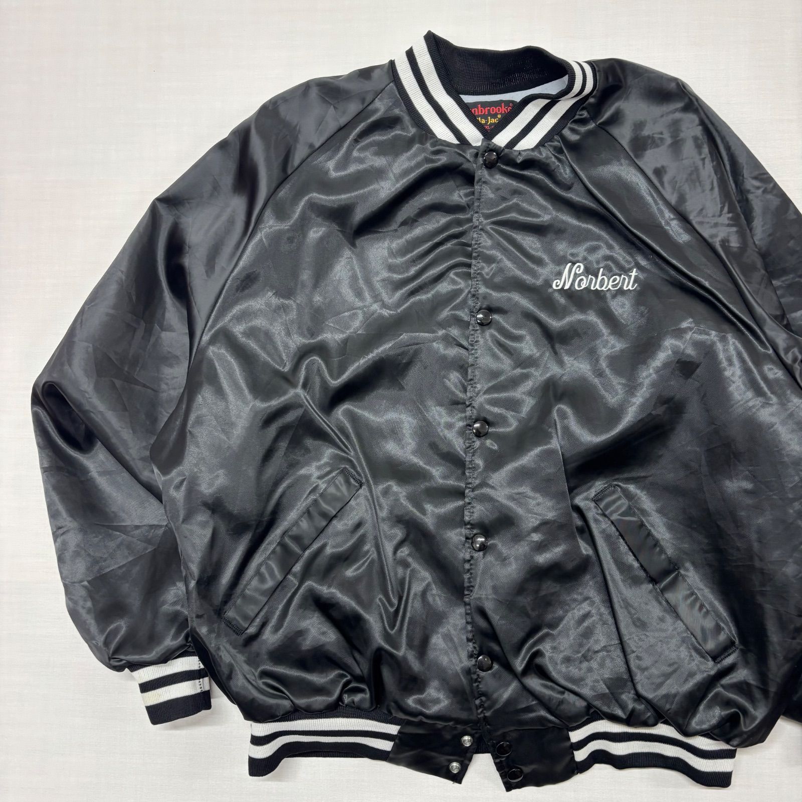 USA製】80〜90s Dunbrooke サテン スタジャン XXL 黒 ネーム刺繍 短丈