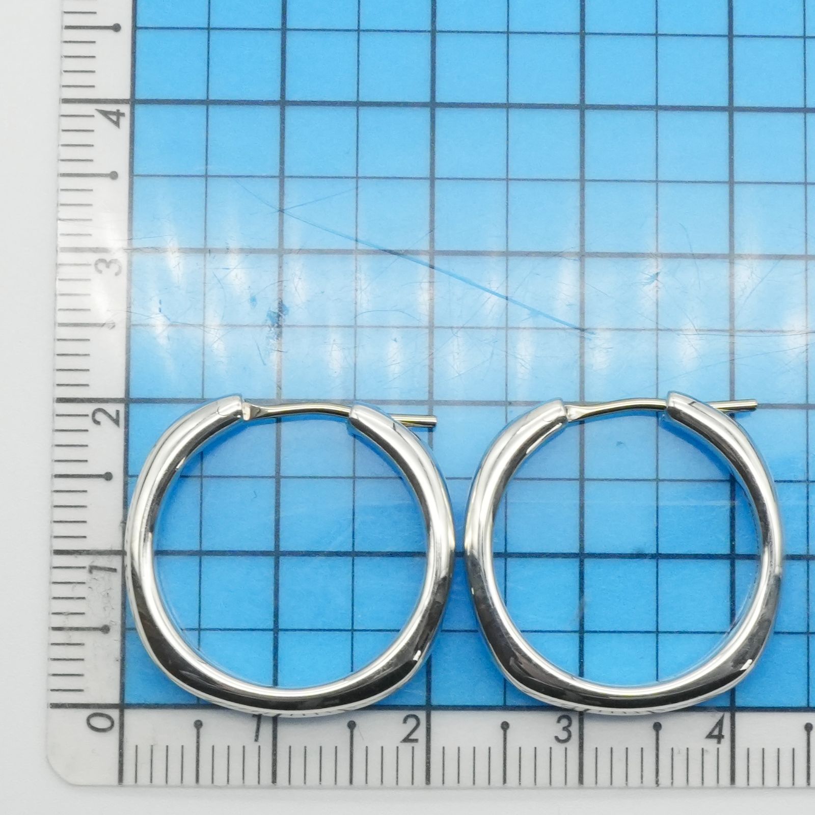 希少極美品 ティファニー クッションスクエア フープ ピアス/25-2700