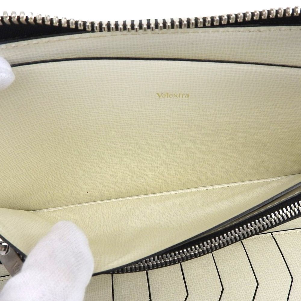 超美品 ヴァレクストラ Valextra レザー オーガナイザー ウォレット クラッチバッグ 長財布 ホワイト ヴァレクストラ &frasl; VALEXTRAに関する最新記事 | Vogue Japan