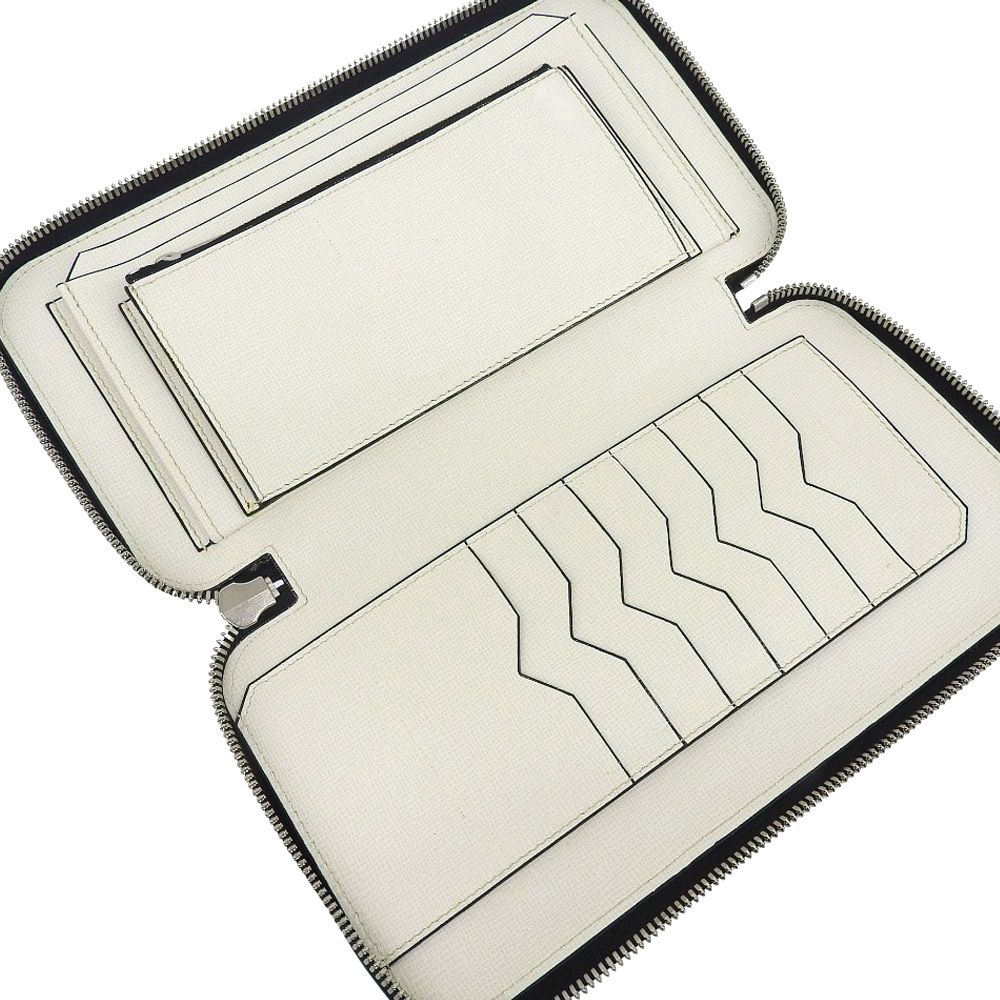 超美品 ヴァレクストラ Valextra レザー オーガナイザー ウォレット クラッチバッグ 長財布 ホワイト ヴァレクストラ &frasl; VALEXTRAに関する最新記事 | Vogue Japan