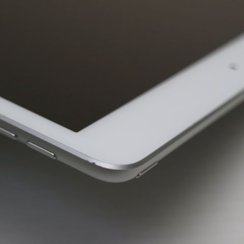 超美品 iPad7 第7世代 wi-fiモデル 128GB シルバー 本体 土日祝発送OK