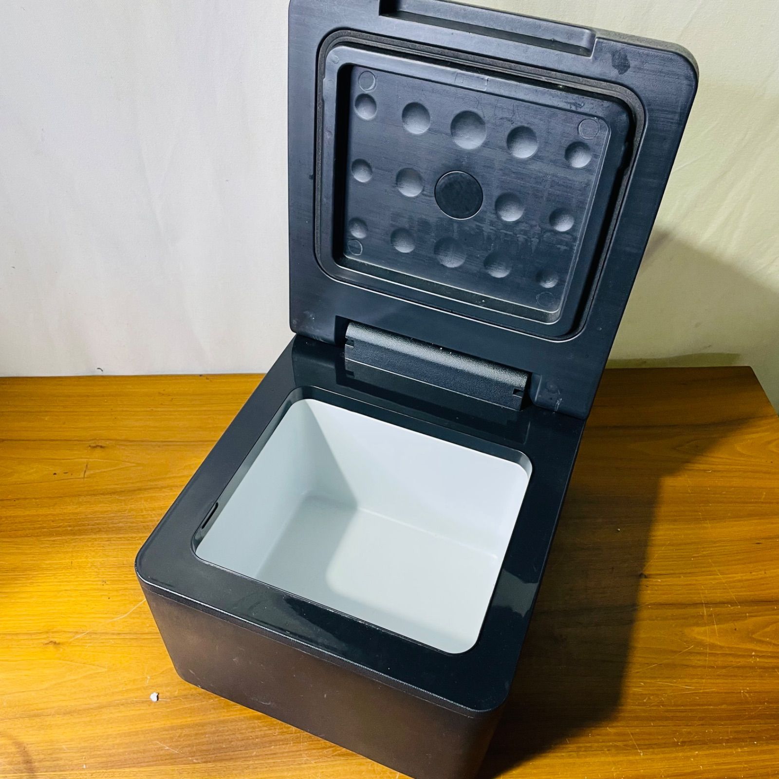 as/2.20/7】Bonarca 車載対応ポータブル冷凍冷蔵庫（9Lモデル）VS