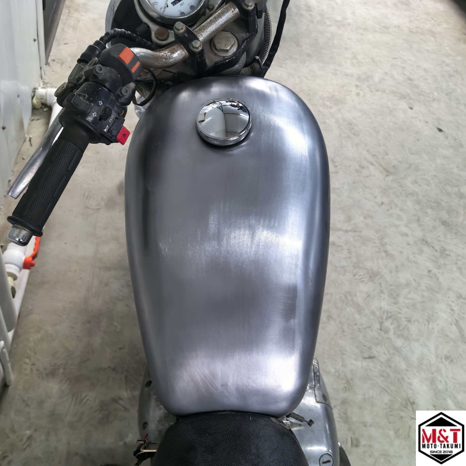 新作 T-244 9L KAWASAKI エストレヤ ESTRELLA250 BJ250 カワサキ