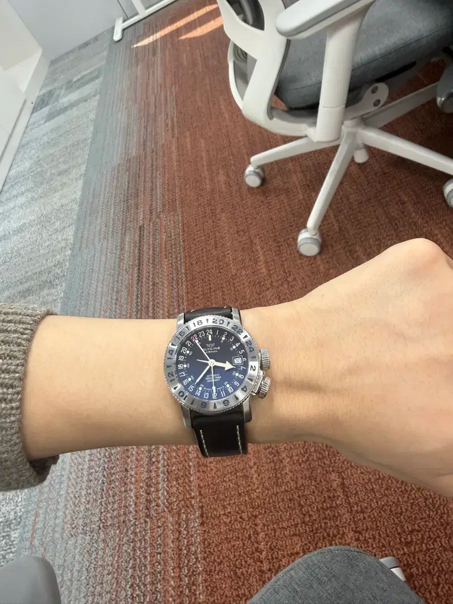  GLYCINE エアマン GMT Ref 3918 2 スラックス 自動巻き時計 腕時計(アナログ)