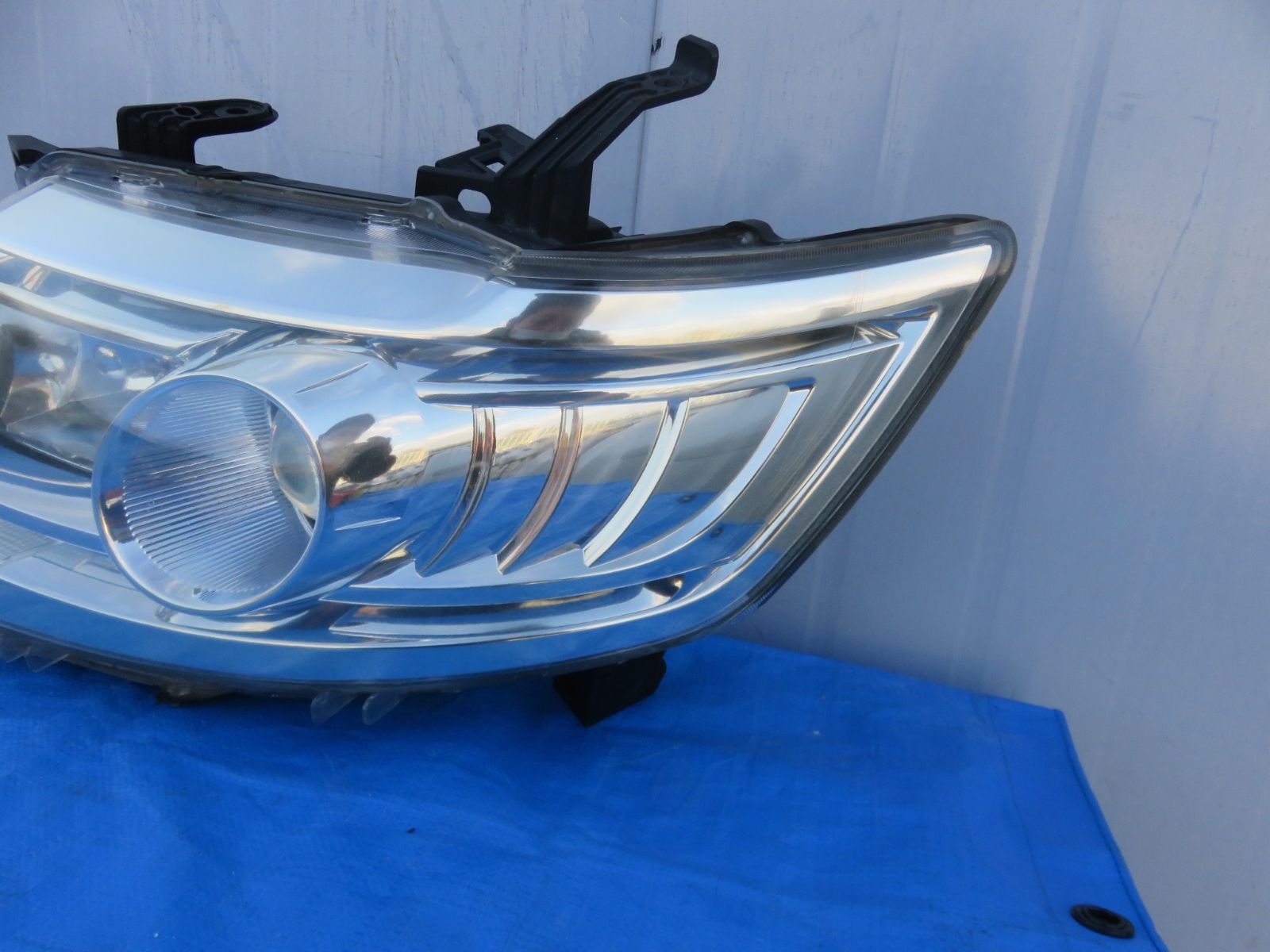 ☆SFC4988/点灯OK 日産 セレナ C25 CC25 ハイウェイスター 後期 純正