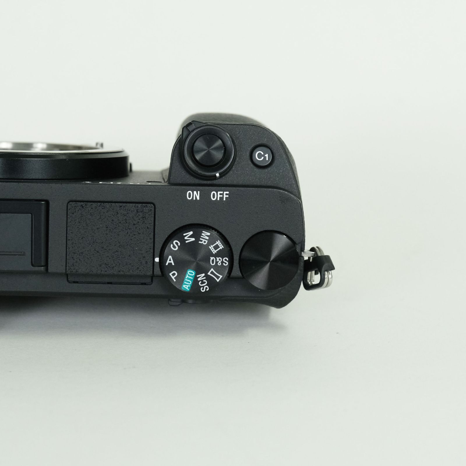 美品 | シャッター数6,580回] SONY α6400（ILCE-6400） [ボディ