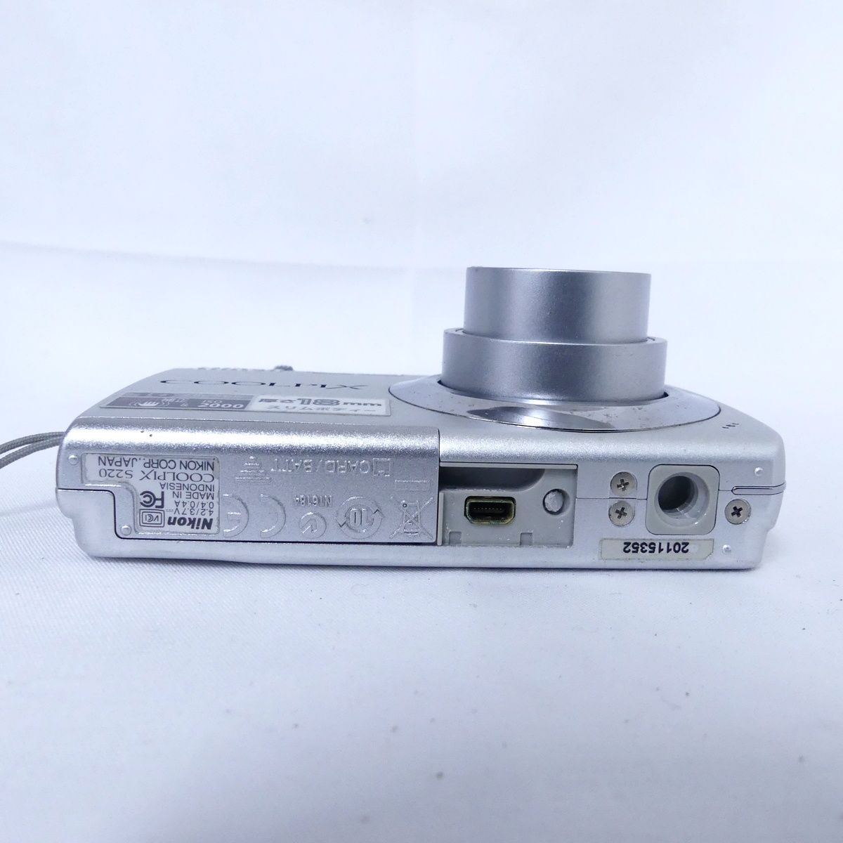 Nikon ニコン COOLPIX S220 シルバー デジタルカメラ コンパクトカメラ