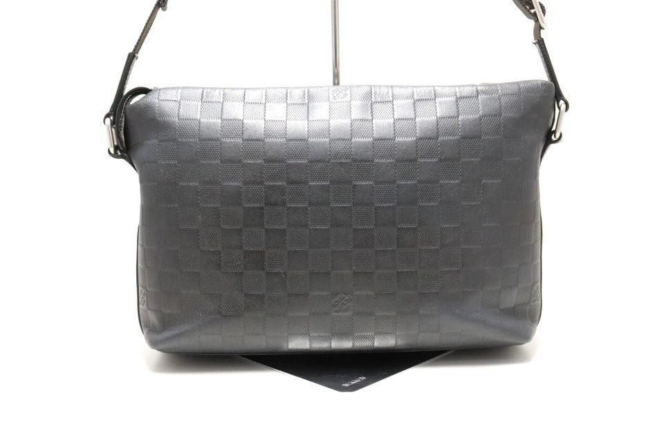 □LOUIS VUITTON ダミエアンフィニ ディスカバリーメッセンジャーPM