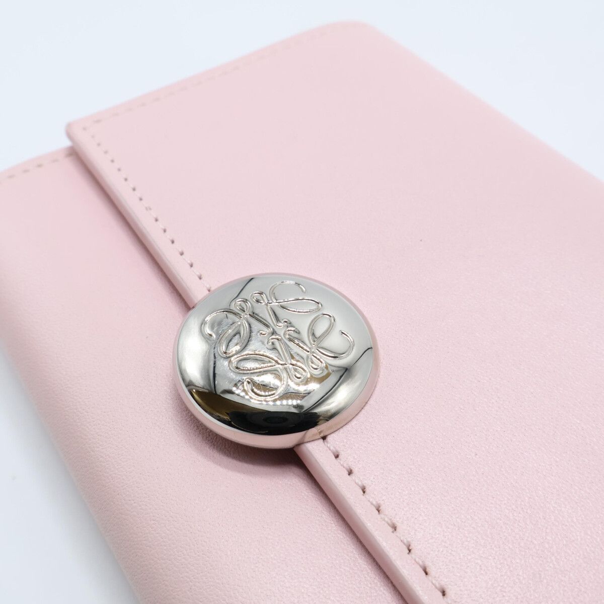 LOEWE ロエベ 【美品】ぺブル バーティカル ウォレット スモール