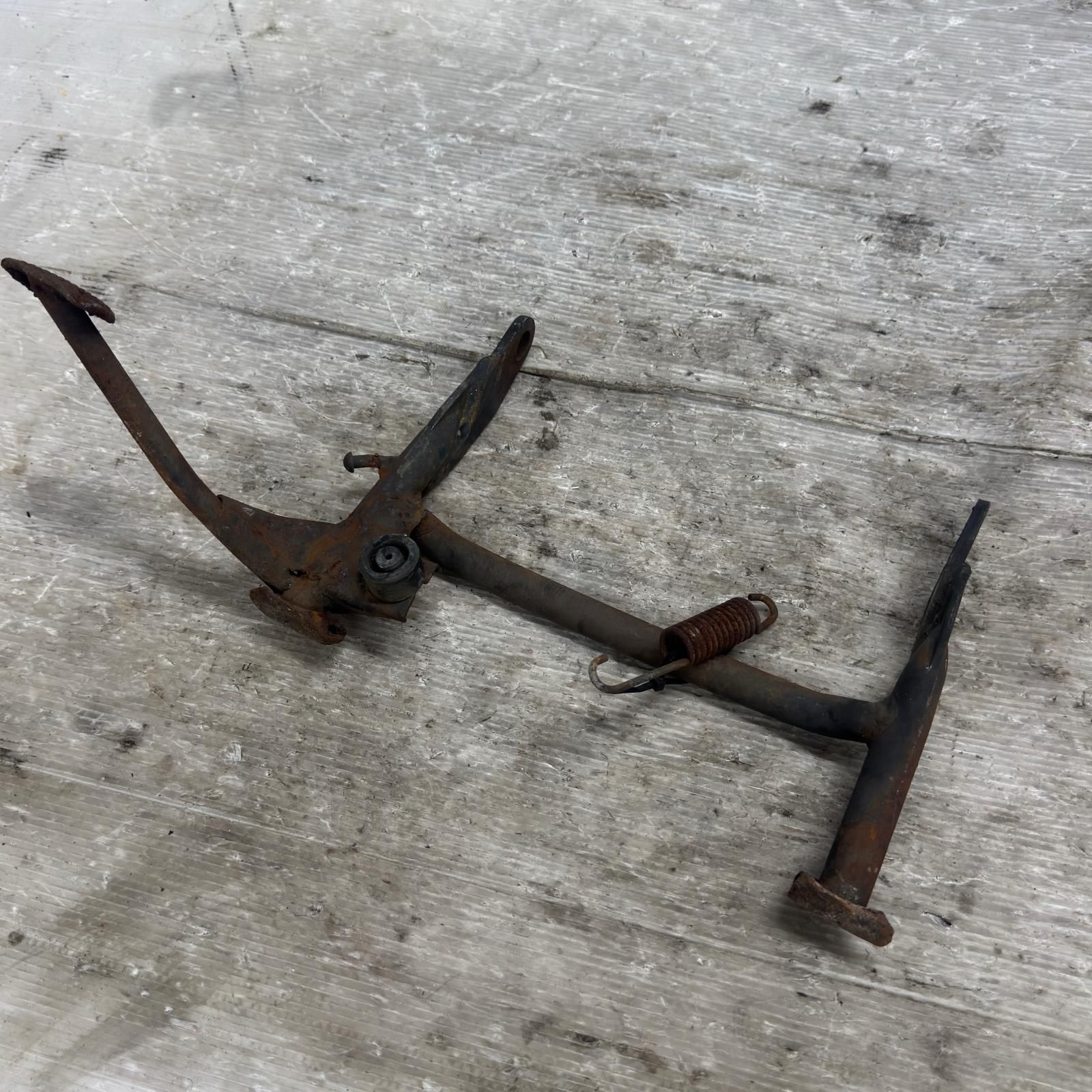 YAMAHA シグナス SE01J センタースタンド ヤマハ