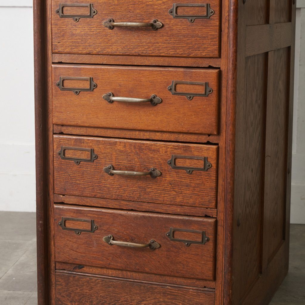 英国 アンティーク チェスト 7段 オーク ドロワー 引き出し 収納家具