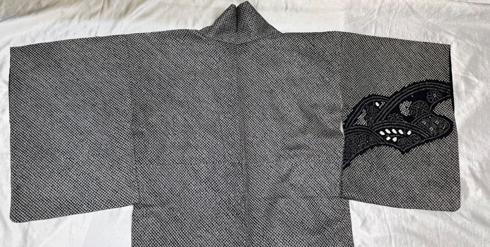 きもの31⭐️白×黒本疋田総絞り⭐️豪華絢爛綺麗華麗美品身丈163cm裄丈