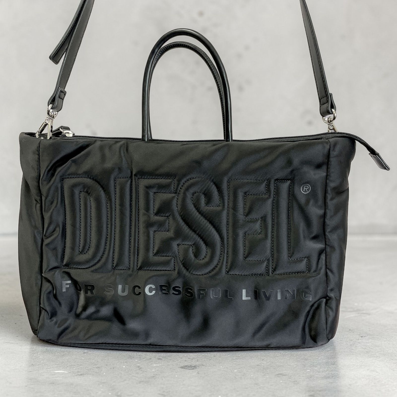 DIESEL ディーゼル ナイロン エンボスロゴ 2WAYショルダー トート