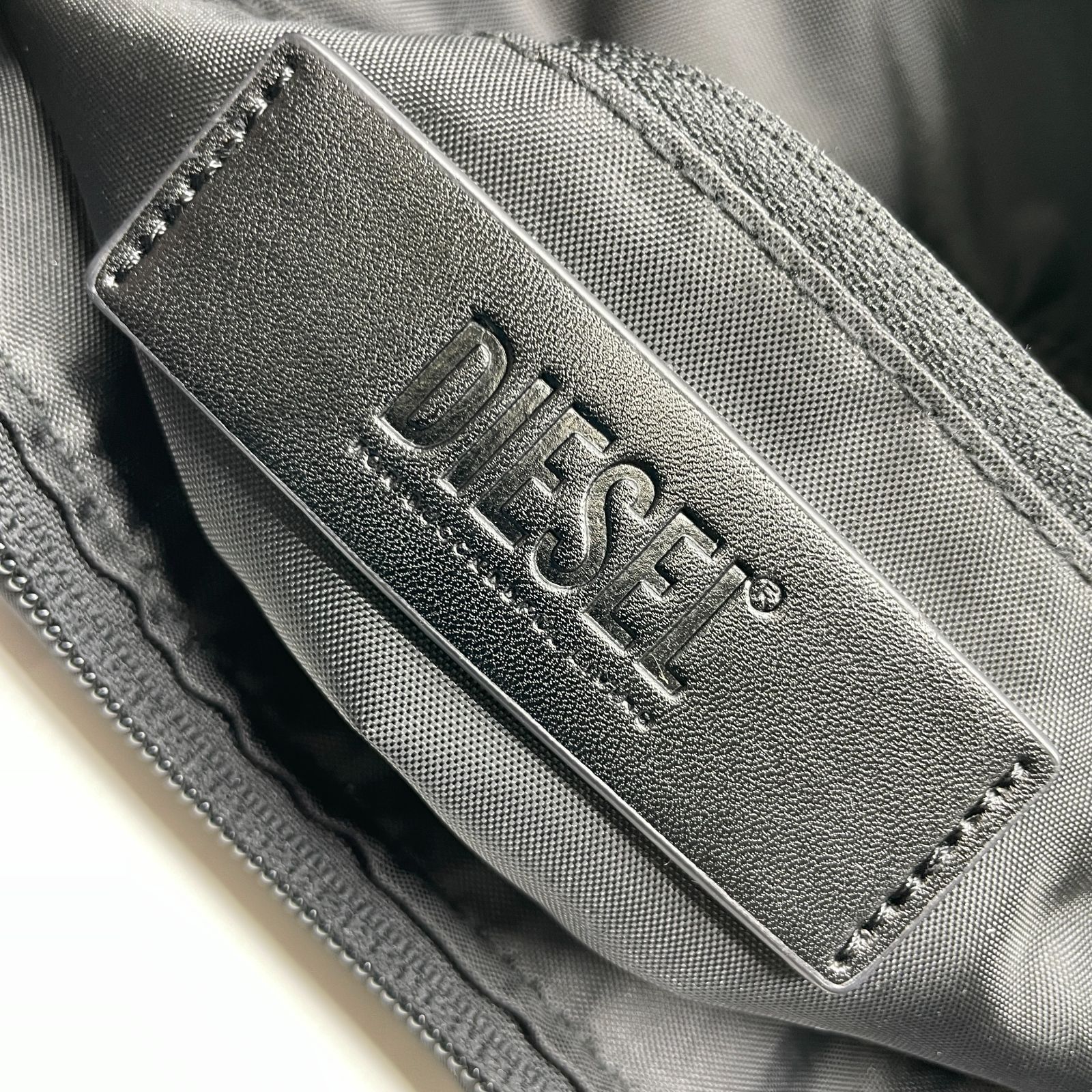 DIESEL ディーゼル ナイロン エンボスロゴ 2WAYショルダー トート
