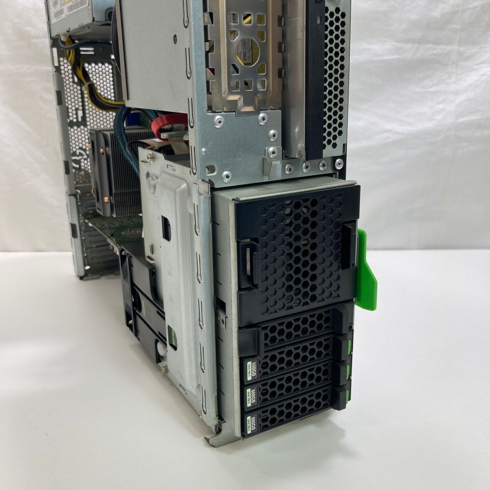 FUJITSU PRIMERGY TX1320 M4 サーバー 16GB Xeon - メルカリ