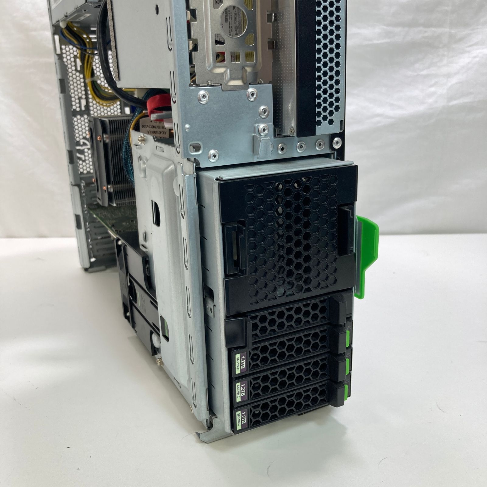 中古】 FUJITSU PRIMERGY TX1320 M4/Xeon E-2224 CPU@3.40GHz/16GB