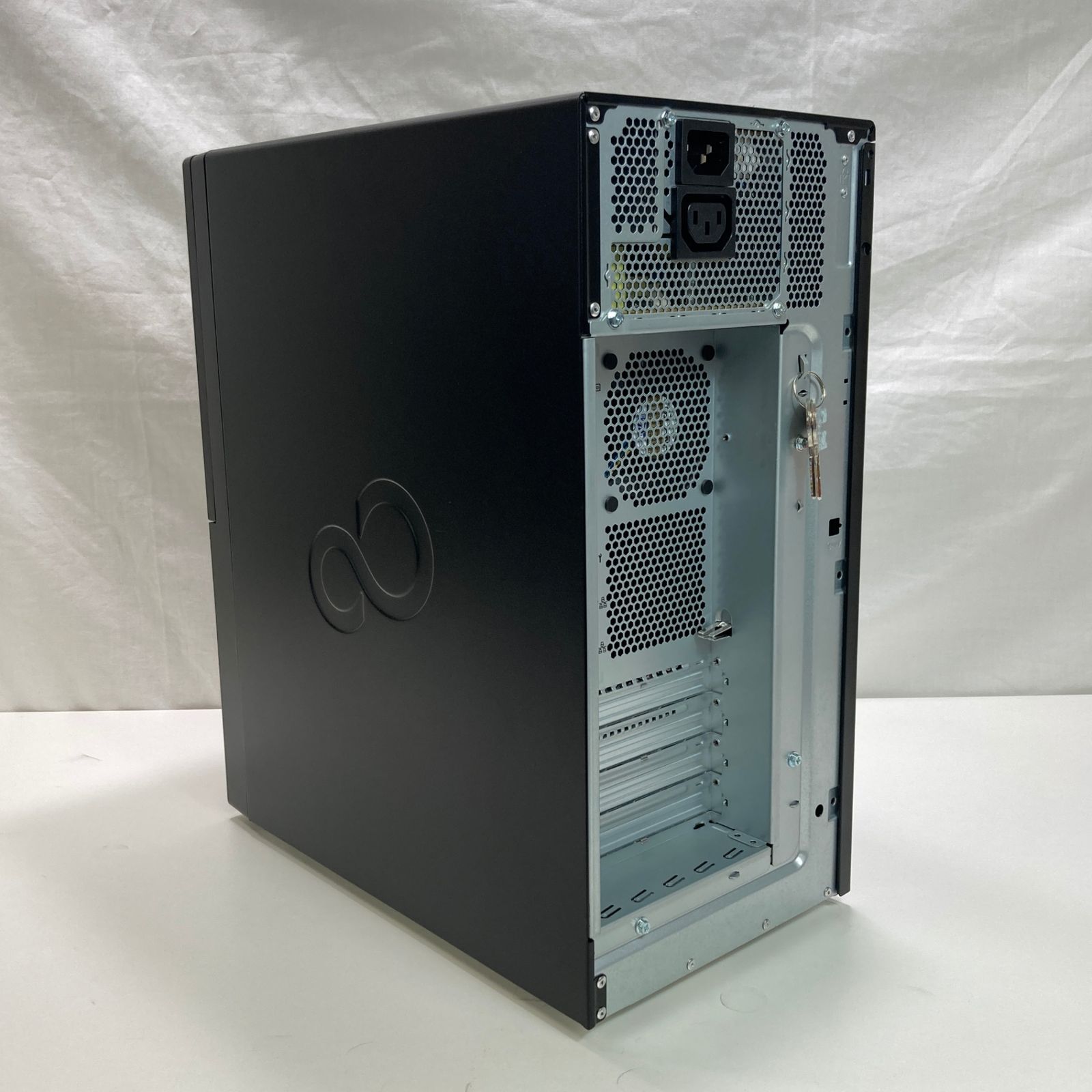 中古】FUJITSU PRIMERGY TX1310 M5 サーバー - メルカリ