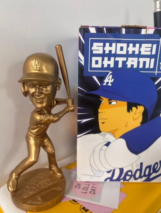 超希少金色 大谷翔平 ボブルヘッド ゴールド ドジャース会員 限定 激