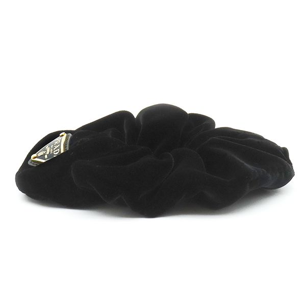 プラダ PRADA ヘアアクセサリー トライアングルロゴ シュシュ ベロア