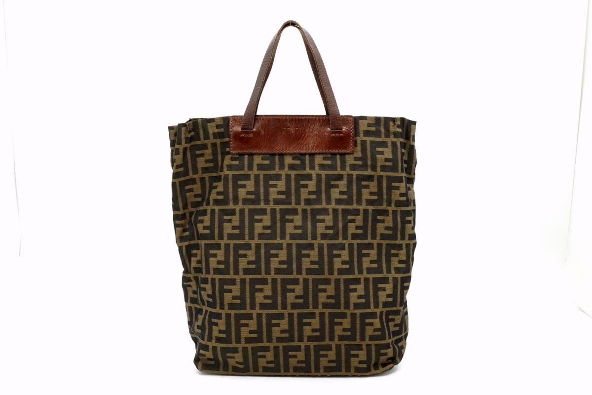 □極美品□ FENDI フェンディ ズッカ柄 ナイロンキャンバス ○超美品 
