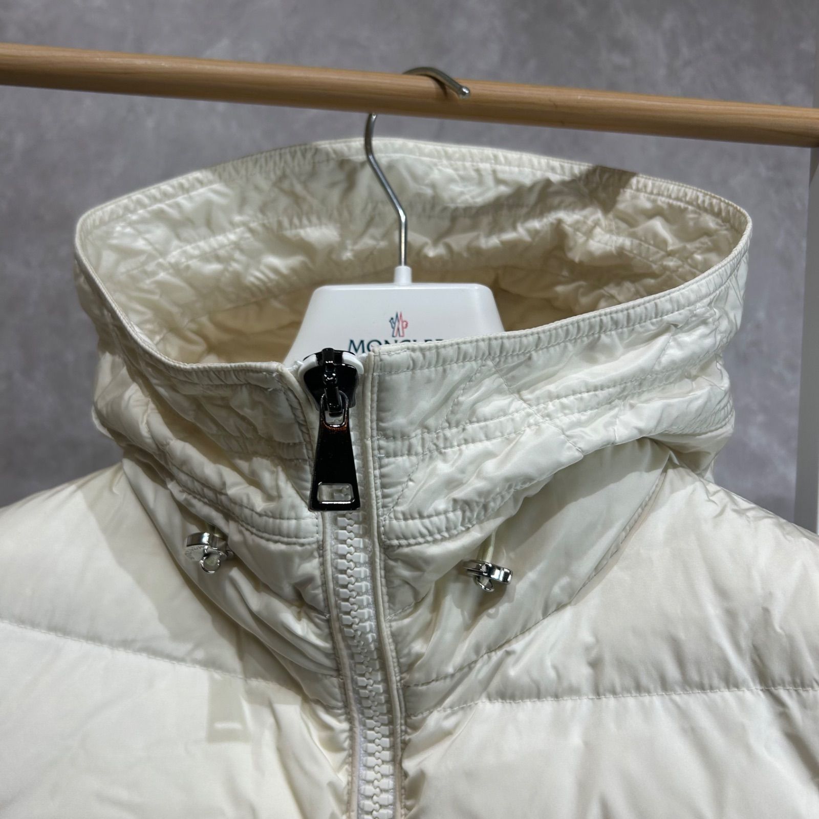 MONCLER モンクレール ダウンジャケットネセアNESEA白ホワイト00