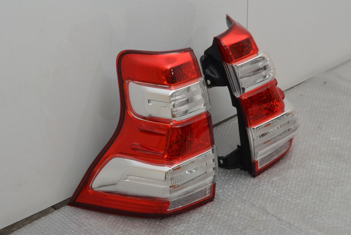 美品】トヨタ 150 ランドクルーザープラド 中期 純正 テールランプ