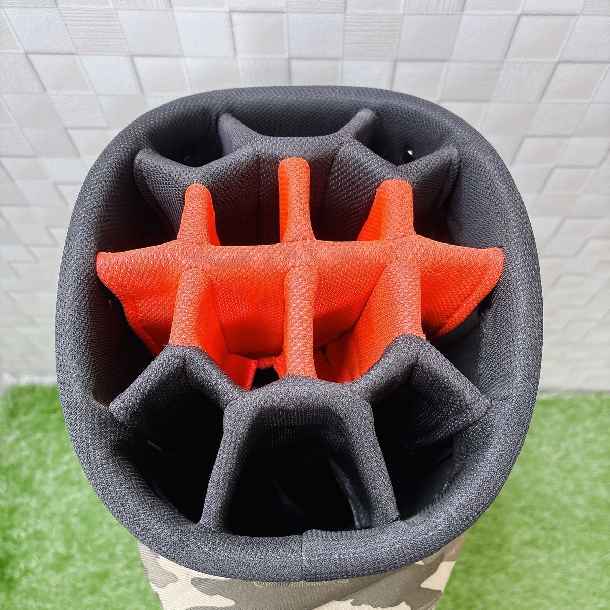  迷彩 カモフラ NIKE GOLF ナイキ キャディバッグ 9型 14分割 カートタイプ ヘッドカバーあり ゴルフ用品 パター ゴルフバッグ キャディバッグ ゴルフ