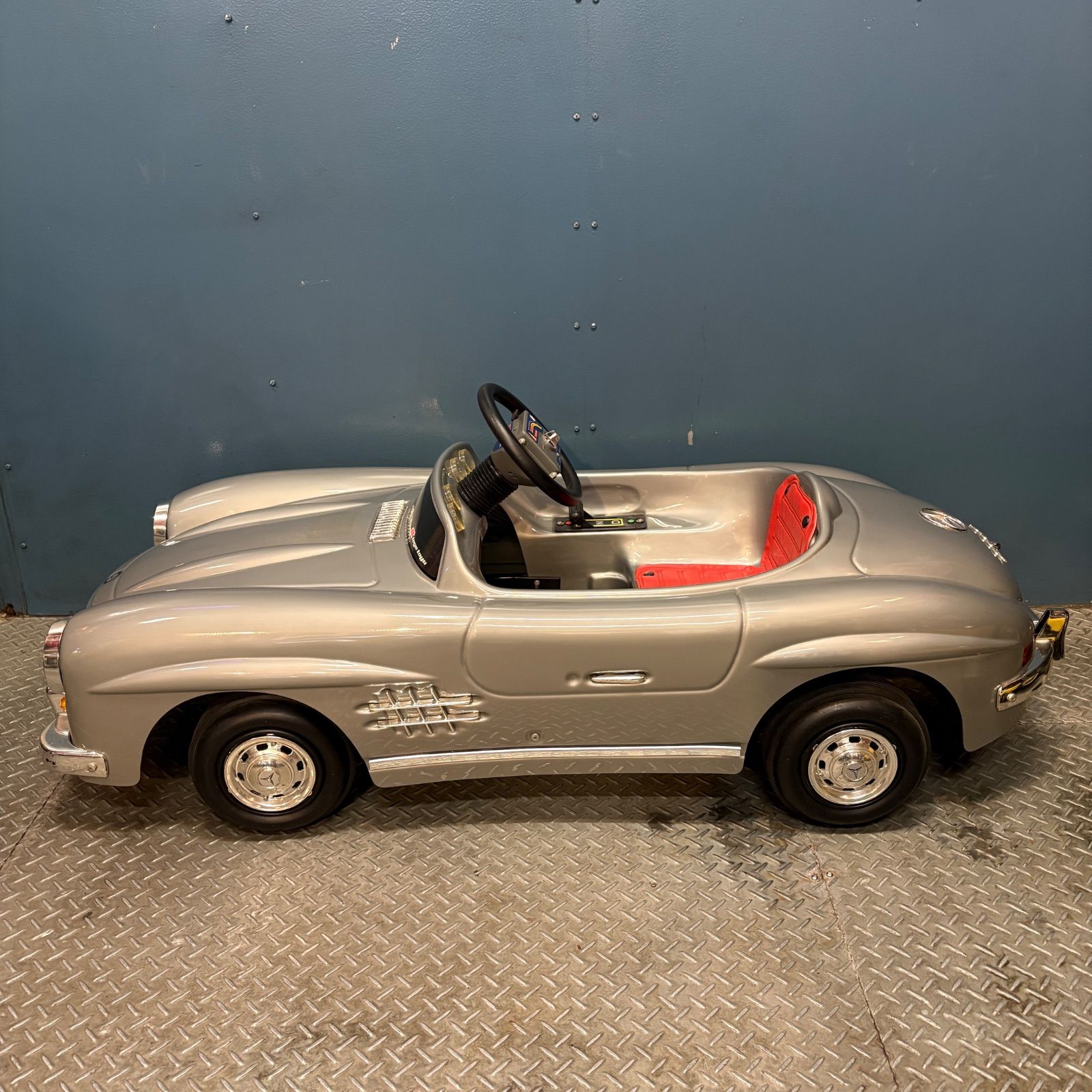 m*t様 メルセデス 300SL toys toys製ペダルカー ペダルカー MERCEDES BENZ 300SL メルセデスベンツ Toys Toys - メルカリ
