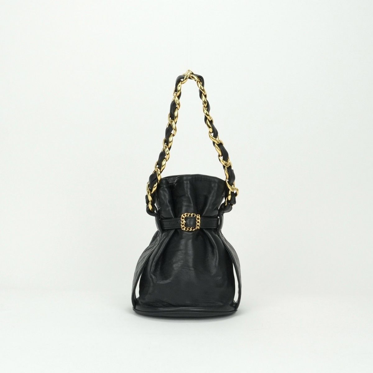 シャネル CHANEL バッグ ショルダーバッグ ラムスキン ブラック black