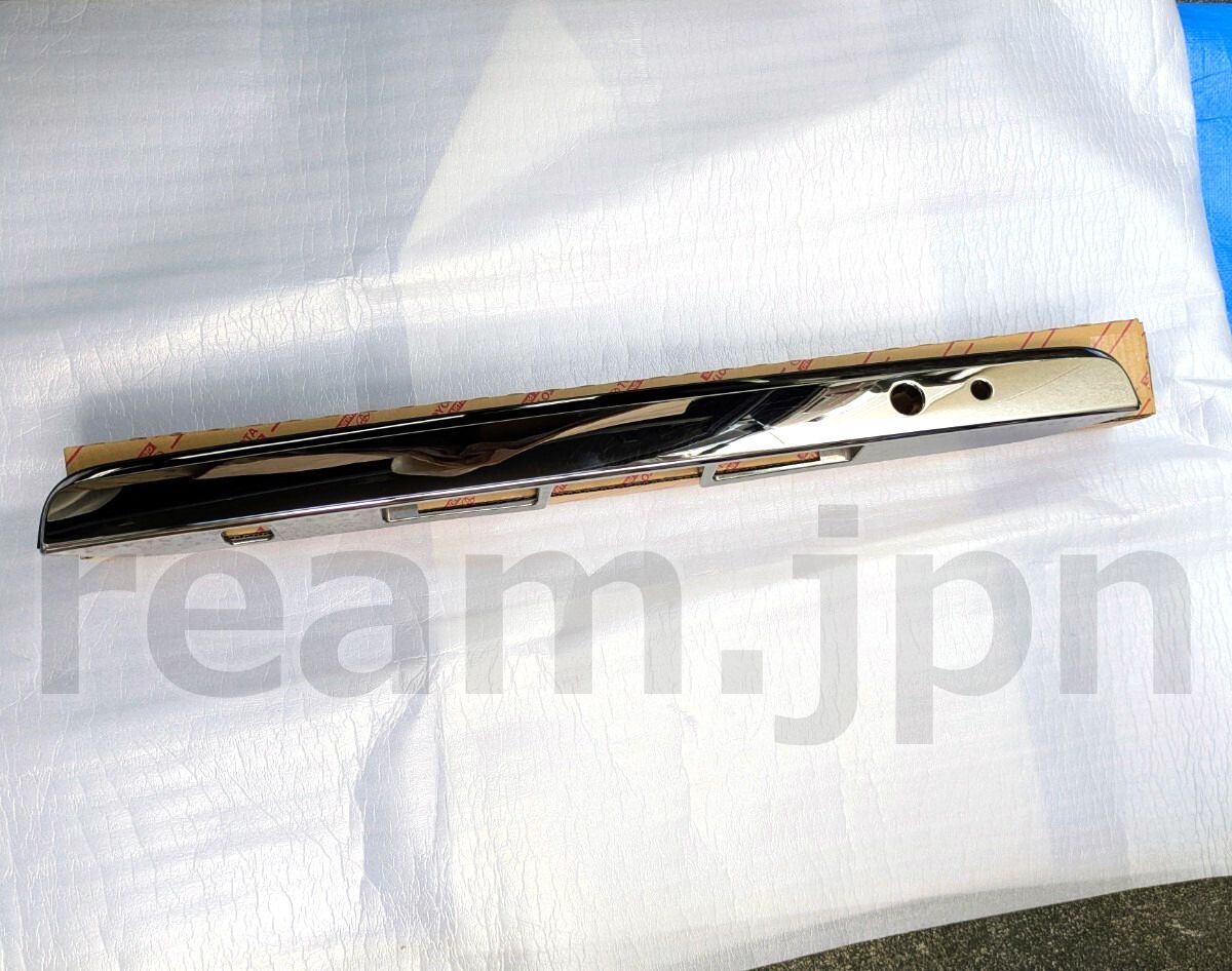 新品☆ダークプライムS☆プラチナサテンメッキ☆リアガーニッシュ☆200 