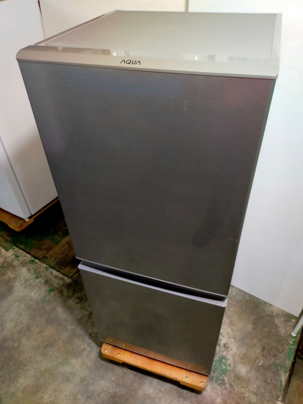 冷蔵庫 アクア AQR-13J-S 126L 2020年製 - メルカリ
