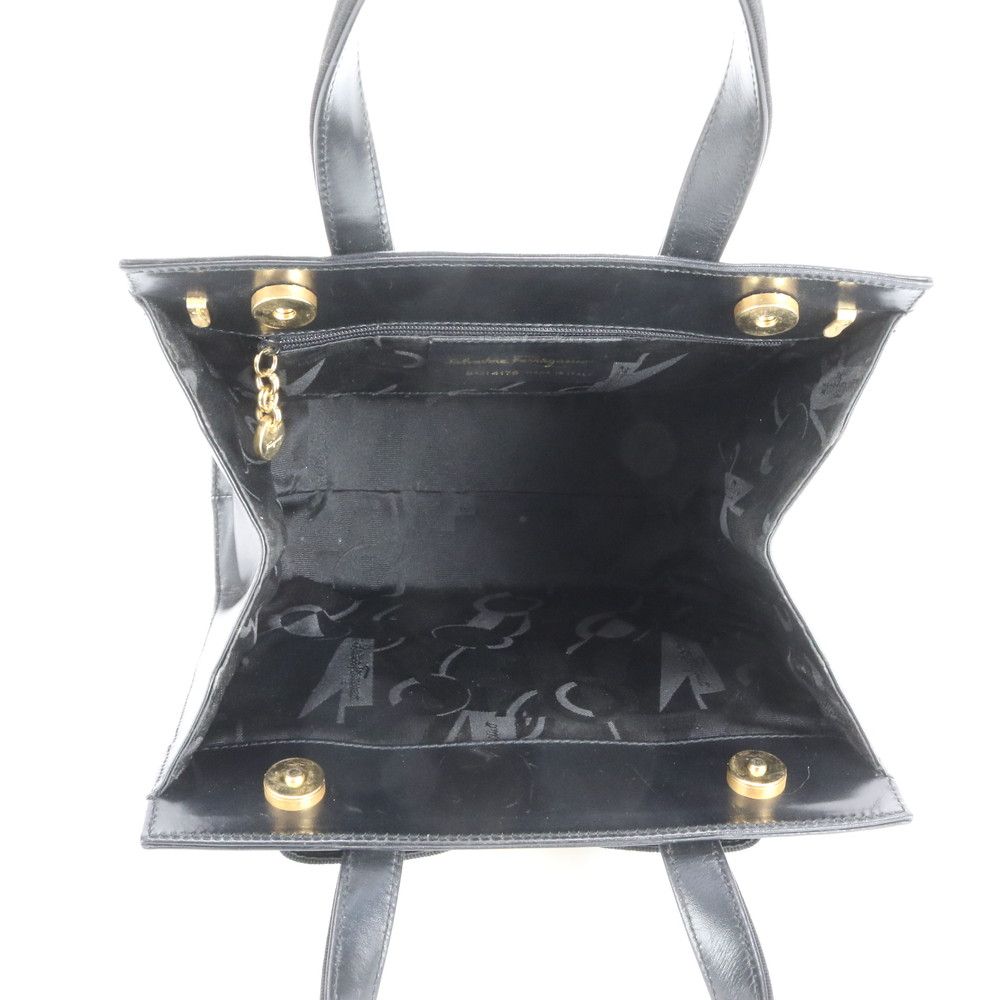 美品 サルヴァトーレフェラガモ ヴァラリボン レザー ハンドバッグ