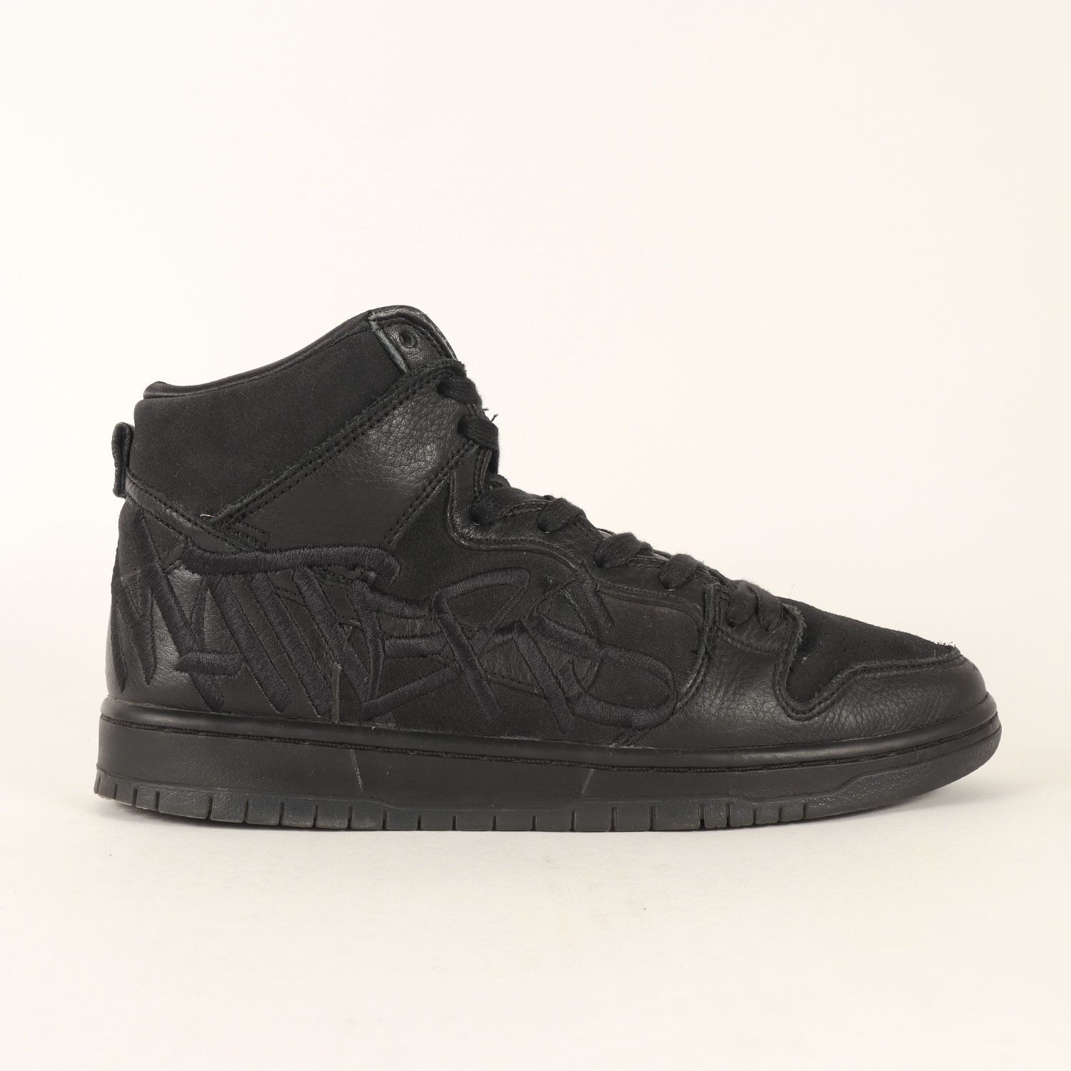 NIKE ナイキ ブラック×メタリックゴールド サイズ:US9(27cm) | ×FAUST 