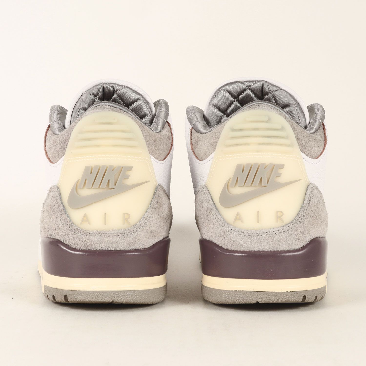 NIKE ナイキ ホワイト×ミディアムグレー サイズ:WMNS US11.5(28.5cm 