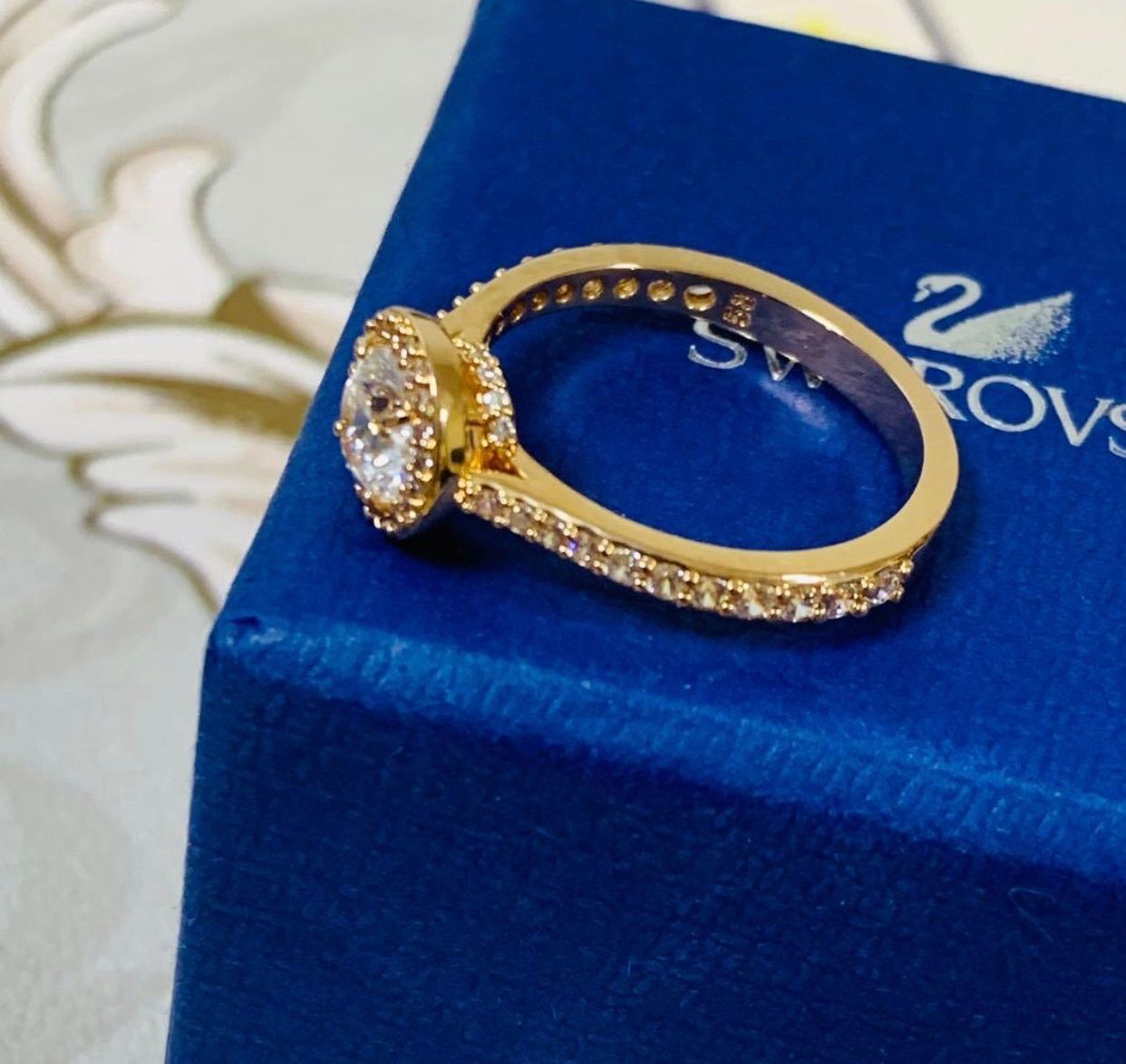 スワロフスキーSwarovski Una Angelic リング 58号 - メルカリ