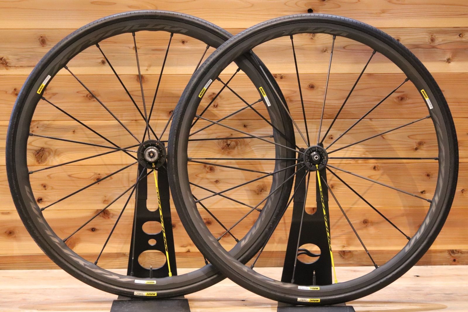 マヴィック MAVIC キシリウム プロ エグザリット KSYRIUM PRO EXALITH