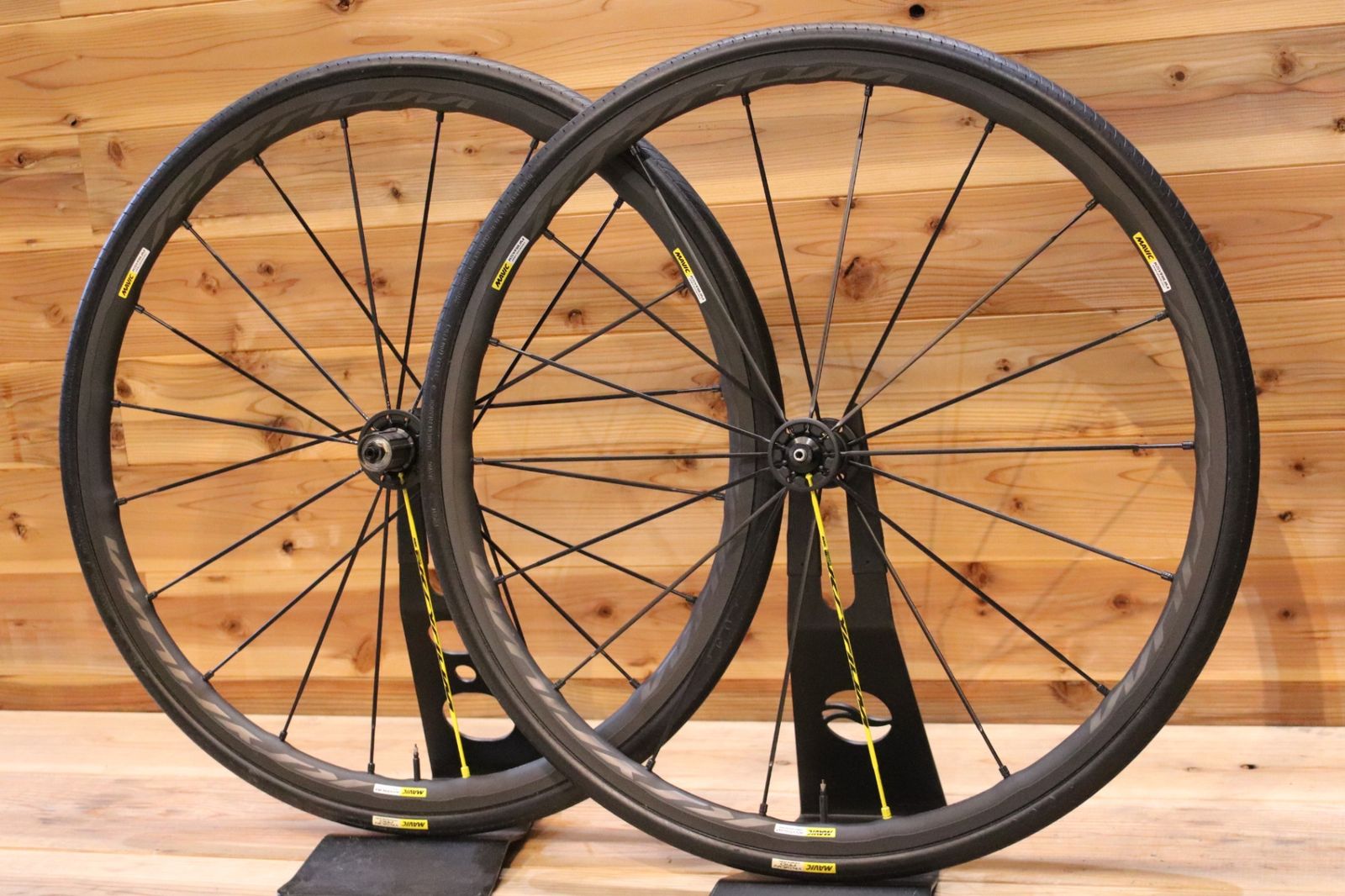 マヴィック MAVIC キシリウム プロ エグザリット KSYRIUM PRO EXALITH