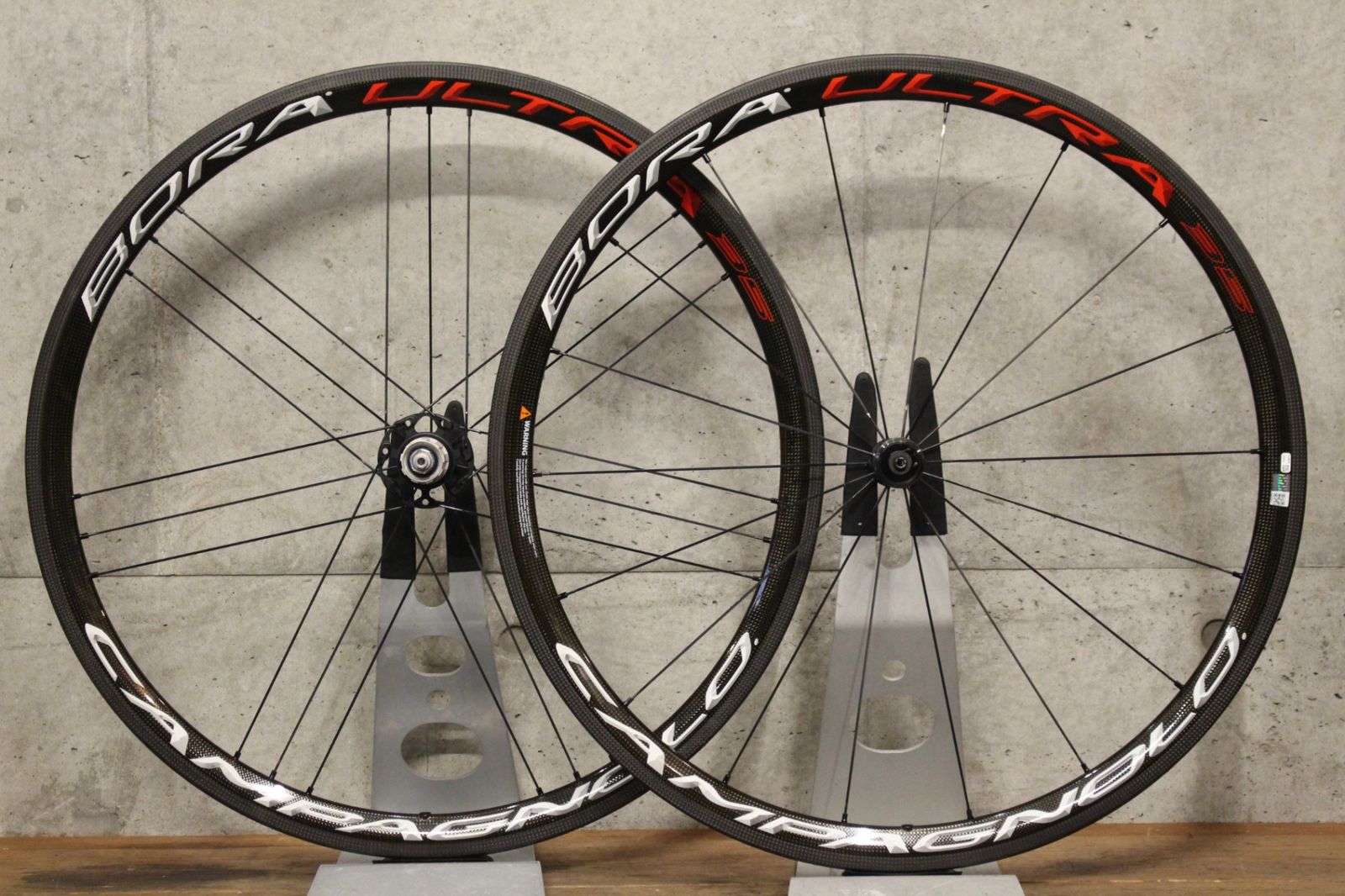 Campagnolo shamal mille カンパニョーロ シャマル ミレ WO 622×17c Campagnolo shamal mille カンパニョーロ シャマル ミレ WO 622×17c