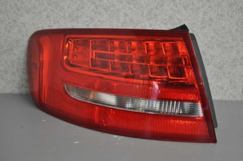 左 テールランプ テールライト LED全点灯OK (DBA-8KCDN) アウディ A4
