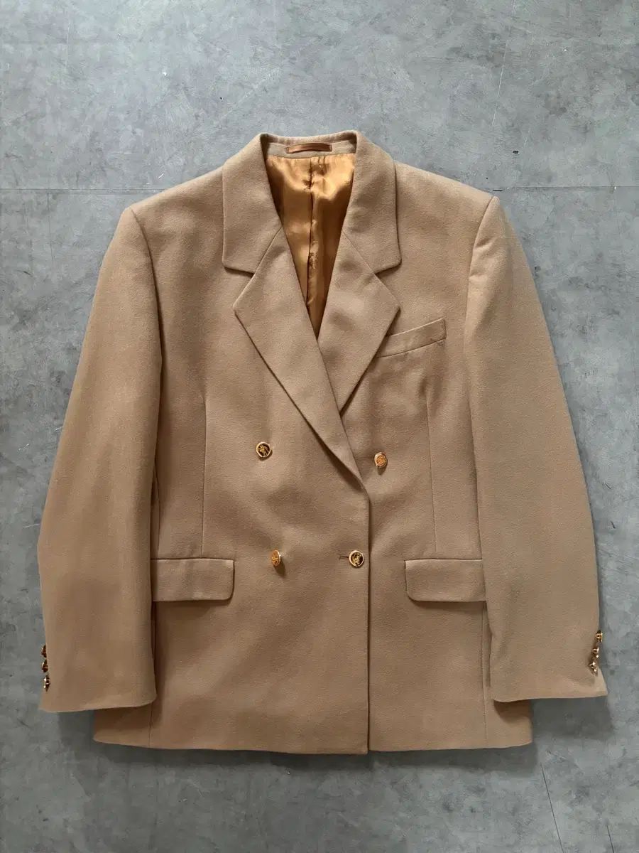 BURBERRYバーバリー 金ボタン ダブルジャケット 【公式通販】