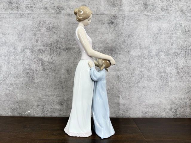 リヤドロ フィギュリン 【中古】LLADRO リヤドロ 大好きなママ 母と子